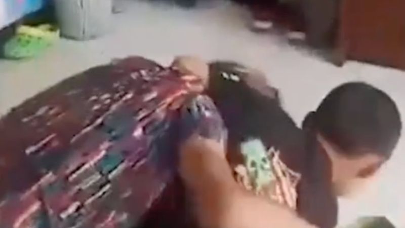 Çin'de 10 yaşındaki çocuk büyükannesini boğarak öldürdü