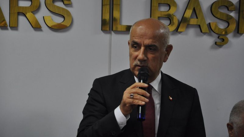 Vahit Kirişci: Masa diyorlar, bunlardan bir şey çıkmadığını zaten alem görüyor