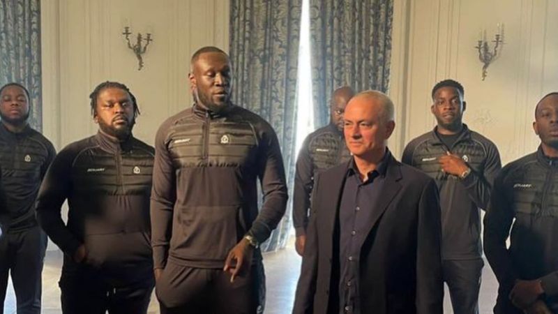 Jose Mourinho rapçi Stormzy'nin klibinde oynadı