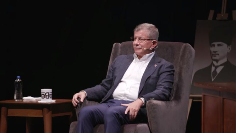 'Hocaefendi' lafını inkar eden Ahmet Davutoğlu'na sesi dinletildi