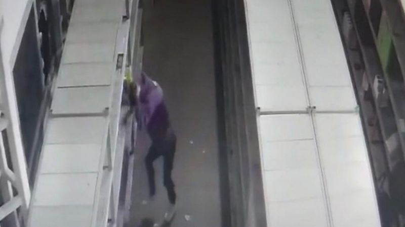 Kocaeli'de çaldıkları telefonu ucuza satmaya çalışan şahıslar yakayı ele verdi