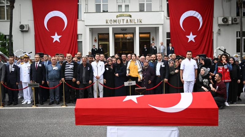 Şehit Sözleşmeli Er Enes Bıyık için tören