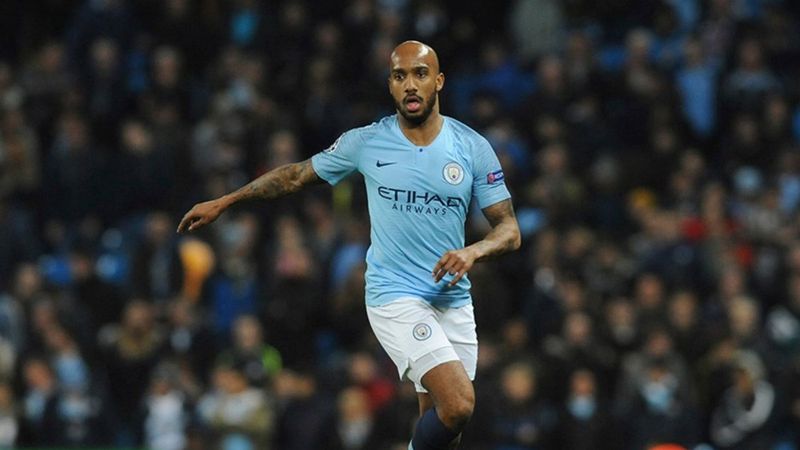 Fabian Delph, 32 yaşında emekli oldu