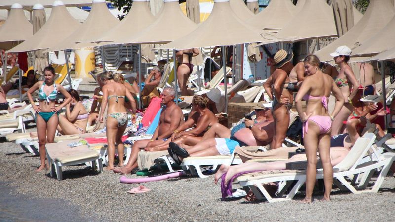 Bodrum’da sıcaklık artınca sahiller doldu