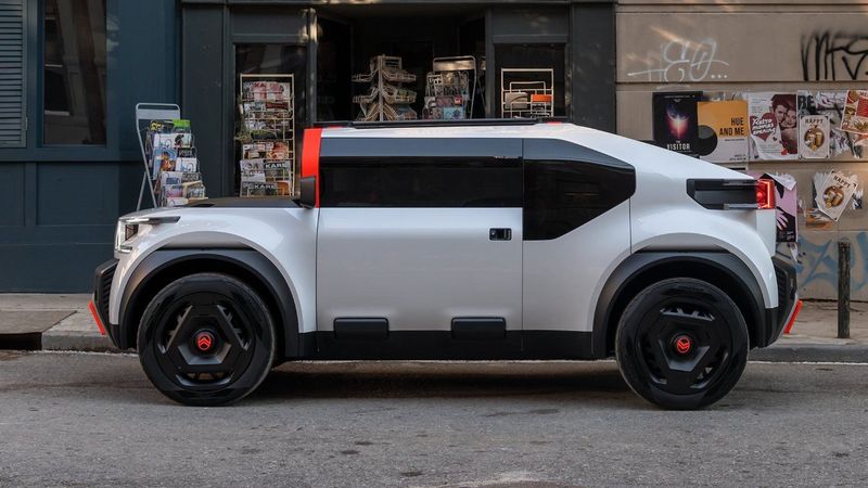Citroen, elektrikli konsept otomobili Oli'yi tanıttı