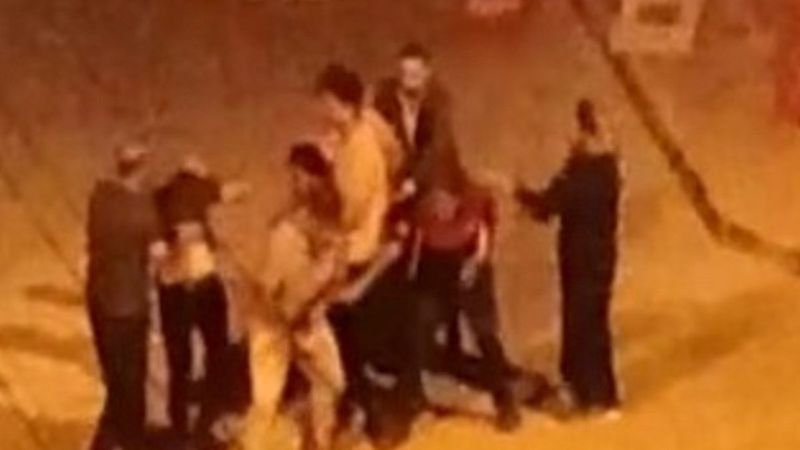 Şanlıurfa'da 3 kişinin yaralandığı silahlı kavga kamerada