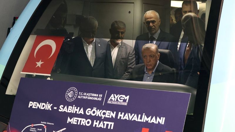 İstanbul'a 3 ayda 3 metro hattı
