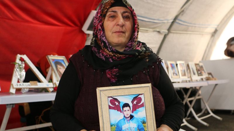 Diyarbakır'da başlayan evlat nöbetinin 127'inci günü