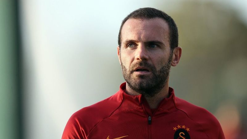 Juan Mata, yöneticilik kursuna başlıyor