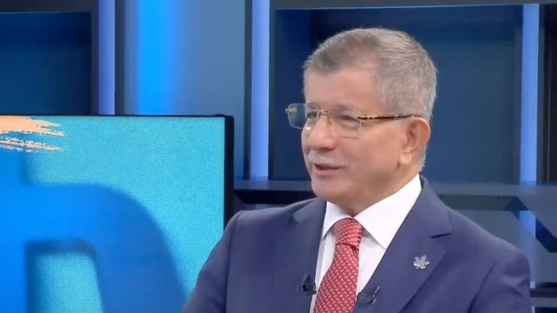 Ahmet Davutoğlu'ndan Kılıçdaroğlu'nun başörtü çıkışına destek