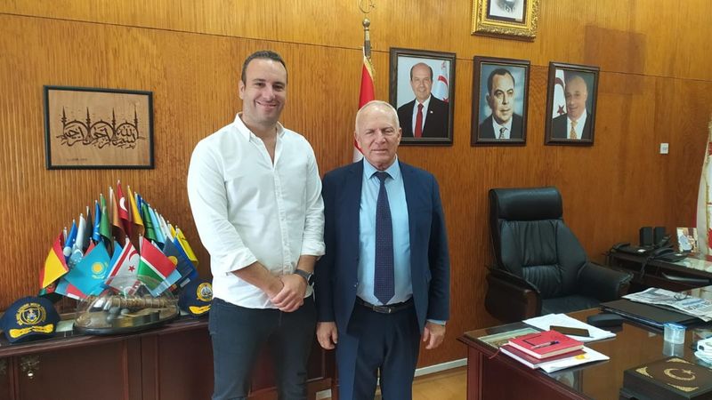 Zorlu Töre, başarılı işadamı Metin Liçis ile bir araya geldi