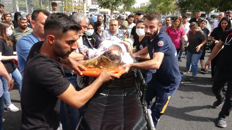 Adıyaman'da hamile kadına otomobil çarptı