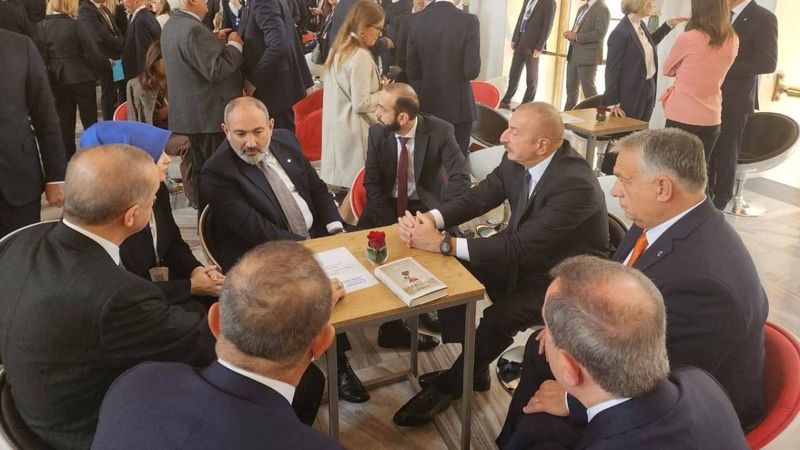 Cumhurbaşkanı Erdoğan, Aliyev ve Paşinyan aynı karede