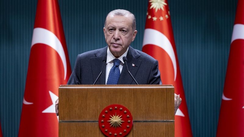Cumhurbaşkanı Erdoğan'dan öğrencilere ve esnafa müjde