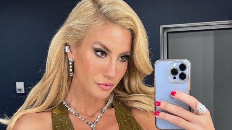 Çağla Şikel’in eski aşkı yıllar sonra ifşa oldu: Bakın o ünlü isim kimmiş!