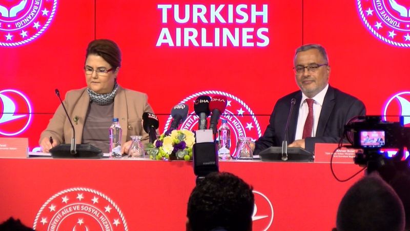 Şehit yakınları, gazi ve gazi yakınlarının uçak biletleri yüzde 50 indirimli olacak