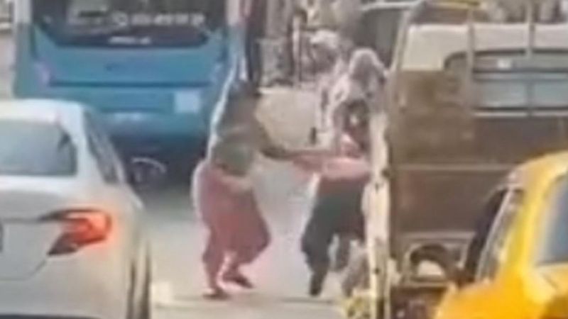 Tekirdağ'da kadınların sokak ortasındaki kavgası kamerada