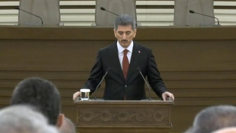 AYM üyesi seçilen Muhterem İnce yemin etti