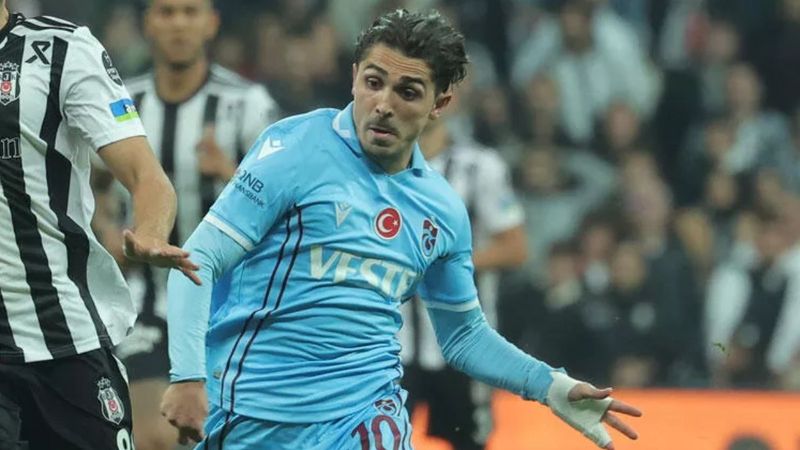 Abdülkadir Ömür'ün elinde kırık oluştu