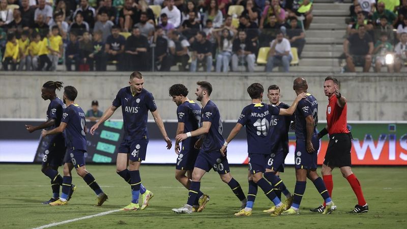 Ankaragücü - Fenerbahçe maçının ilk 11'leri