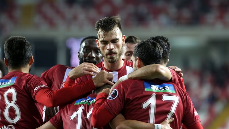 Sivasspor, Giresunspor'u farklı mağlup etti