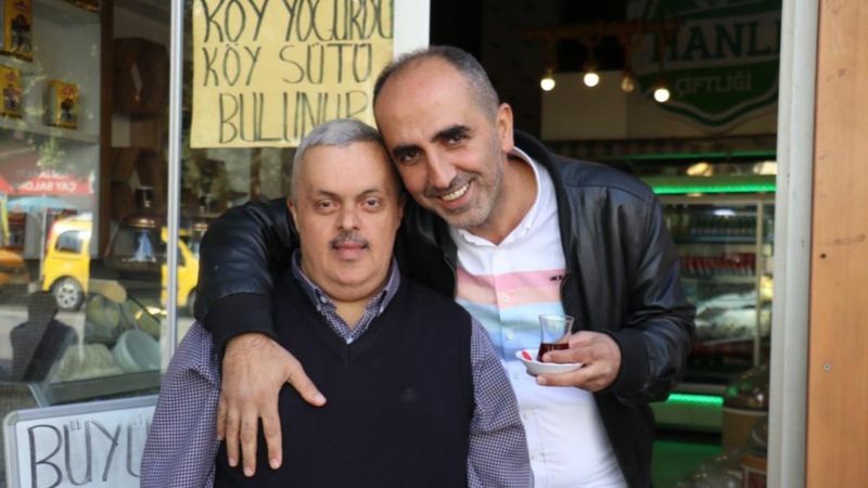 Malatyalı esnafın down sendromlu çaycısı
