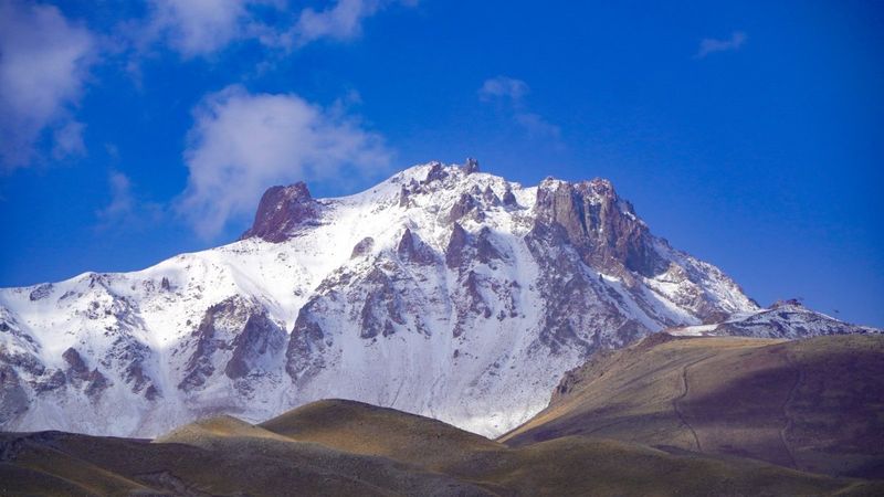 Erciyes Dağı beyaz gelinliğini giydi