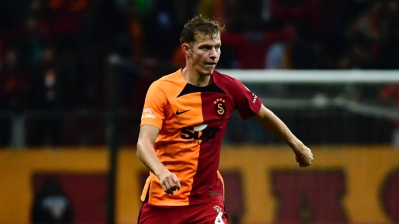 Mathias Ross alkış aldı