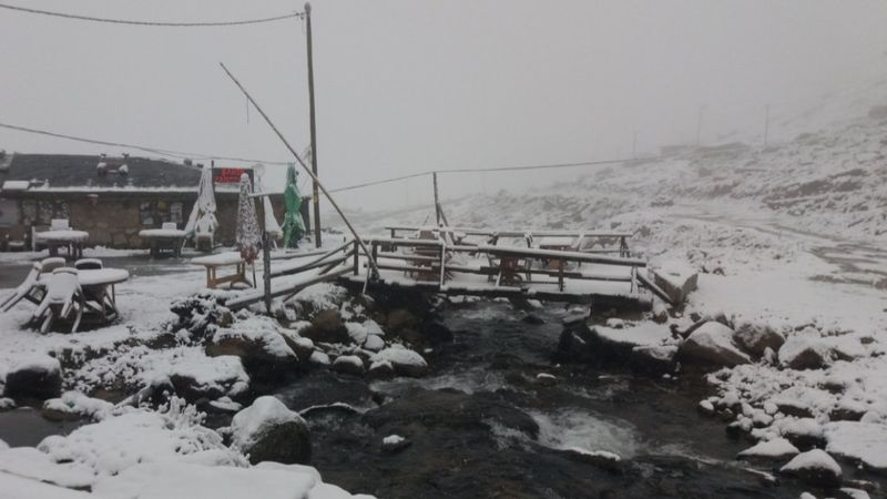 Rize'de yaylalara kış geldi