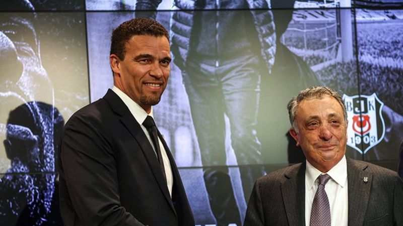 Ahmet Nur Çebi'den Valerien Ismael'e destek