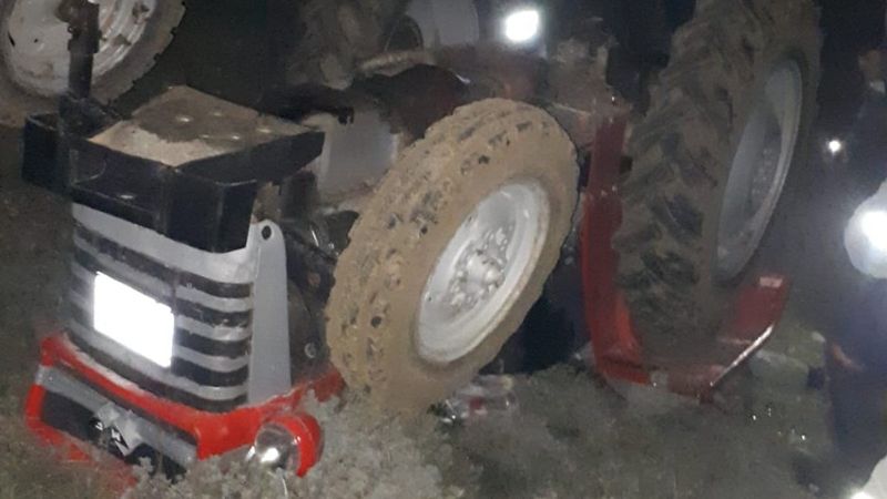 Kastamonu'da traktörün altında kalan çiftçi can verdi