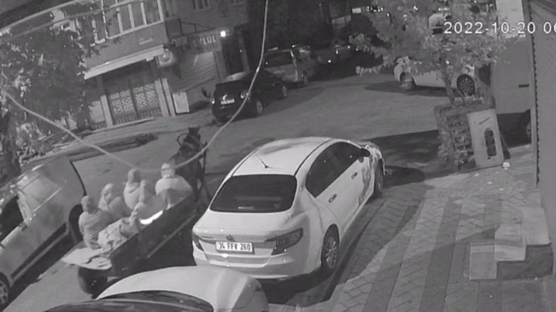 Sultangazi'de hırsızlığa tepki gösteren mahalleli at arabasıyla kovalandı