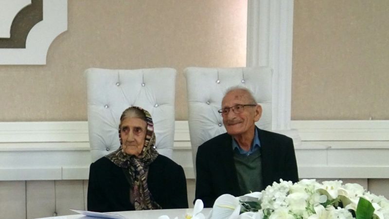 Avcılar'da sağlık ocağında tanışan yaşlı çift dünyaevine girdi