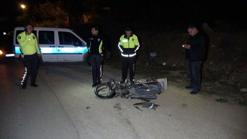 Antalya'da motosiklete çarpıp kaçan şahsı düşürdüğü plaka ele verdi