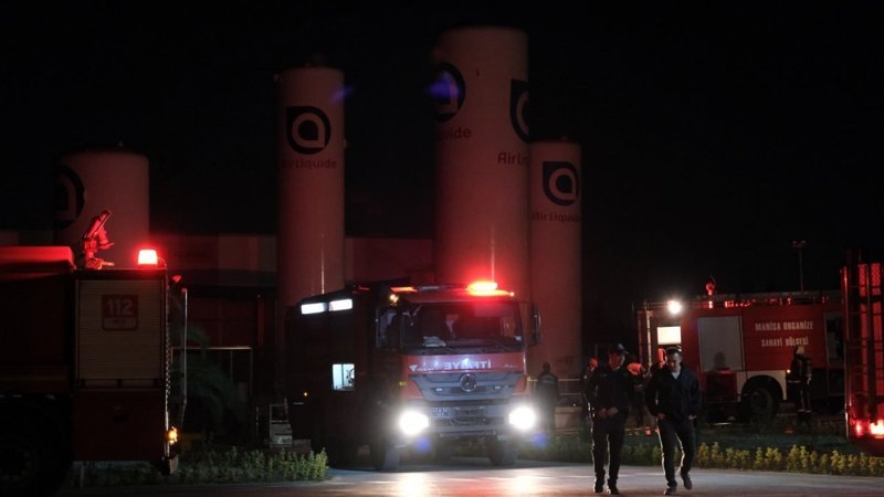 Manisa OSB’de peş peşe korkutan patlamalar