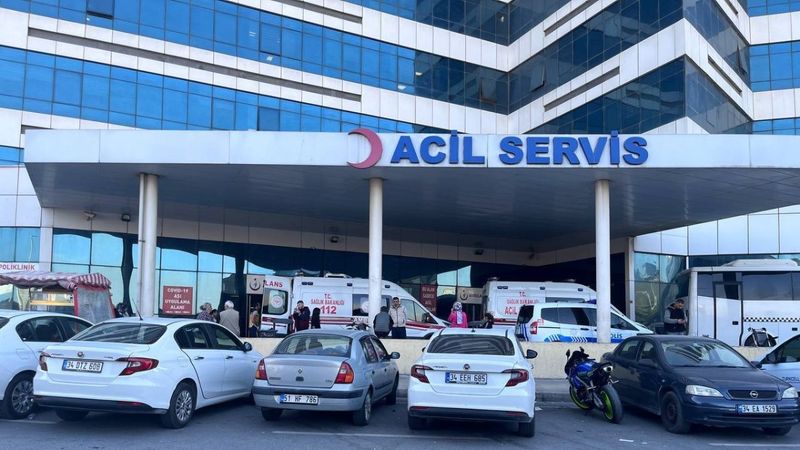 Büyükçekmece'de yolun karşısına geçmeye çalışan kadına kamyon çarptı