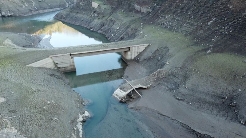 Kocaeli'deki Yuvacık Barajı'nın su seviyesi yüzde 28'e düştü