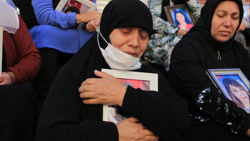 Evlat nöbetindeki anneden Kılıçdaroğlu'na: Şerefiniz varsa bu çadırı görürsünüz