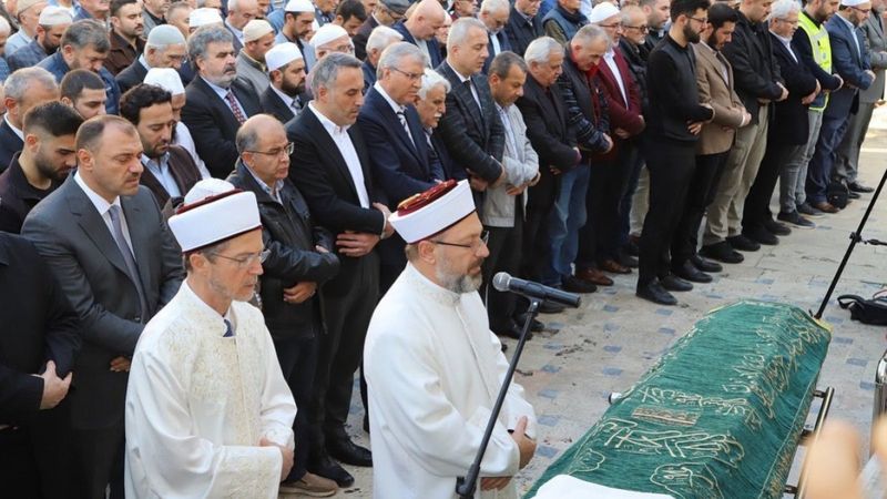 Prof. Dr. İsmail Cerrahoğlu, son yolculuğuna uğurlandı