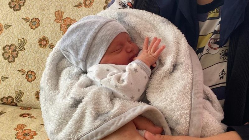 Maden şehidinin oğlu dünyaya geldi