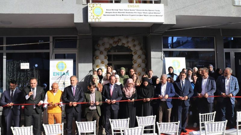 Kuzey Makedonya’da kız yurdu açıldı