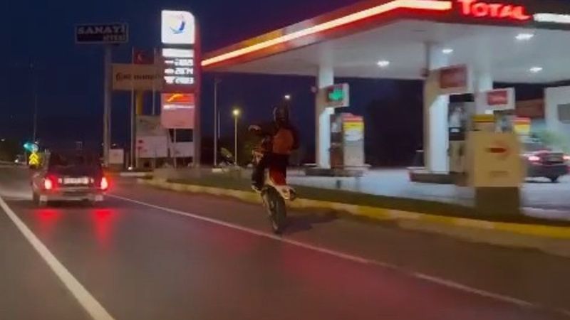 Balıkesir'de tek teker üzerindeki yolculuğa vatandaştan tepki