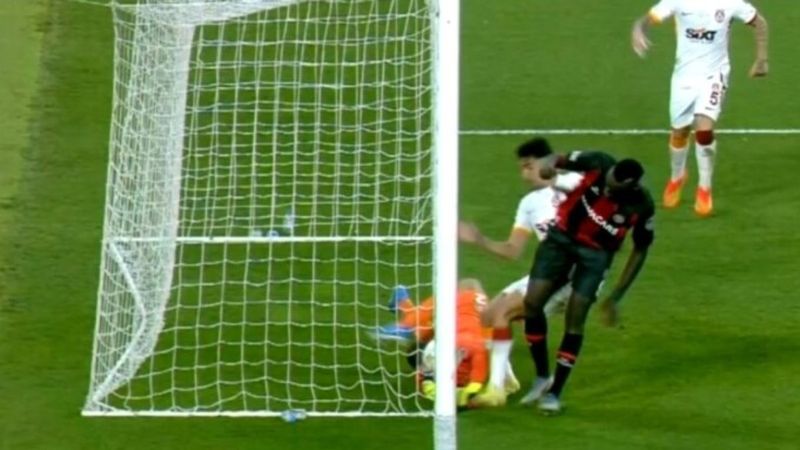 Galatasaray'ın golü VAR'dan döndü
