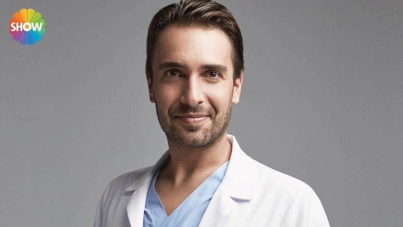 Hayat Bugün dizisinin Barış'ı Ulaş Tuna Astepe'nin sevgilisi bakın kim çıktı! Meğer büyük aşkı da sanatçıymış