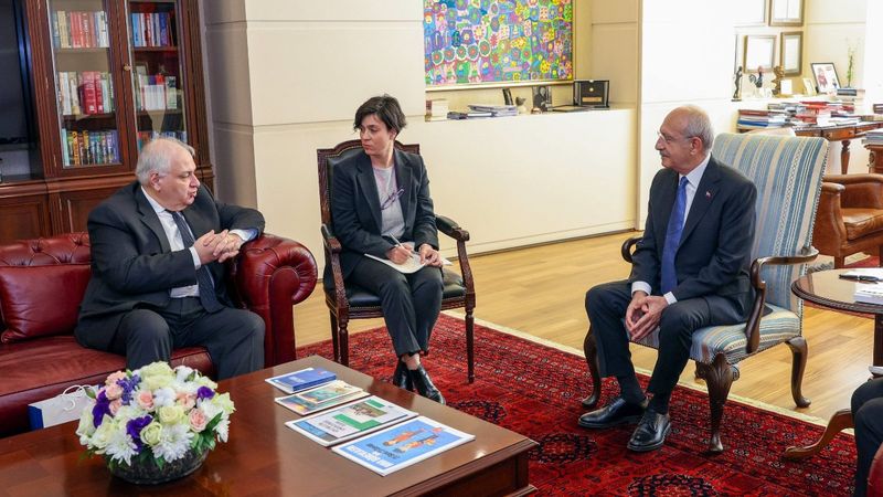 Kemal Kılıçdaroğlu, Yunan Büyükelçi Lazaris'i kabul etti