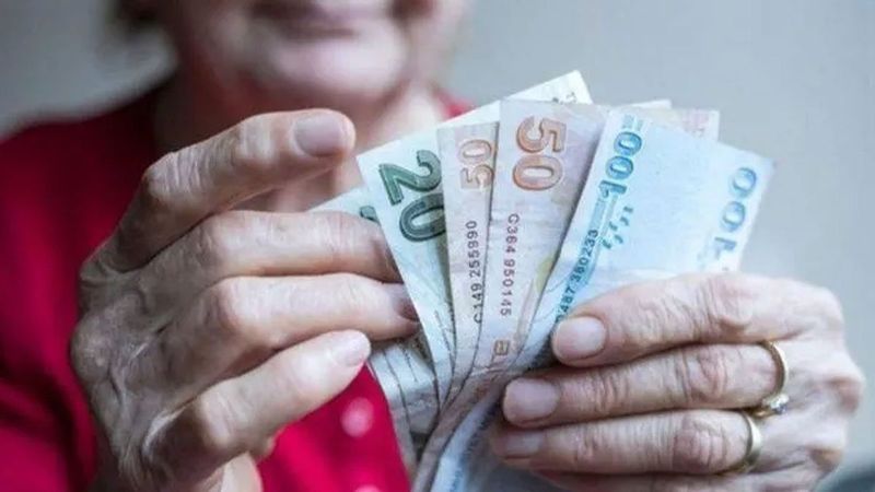 Emekli maaşı zammı belli oldu mu? 2023 emekli maaşı ne kadar olacak?