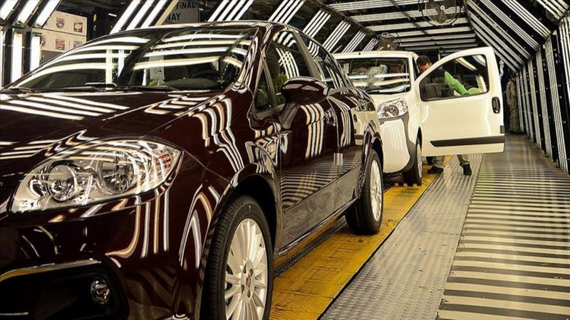 Otomotiv pazarı 10 ayda yüzde 4,7 daraldı