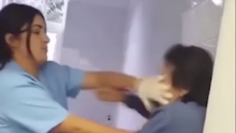 Kosova'daki yaşlı bakım evinde şehit annesi darbedildi