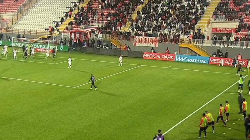 Ümraniyesporlu Geraldo kornerden gol attı
