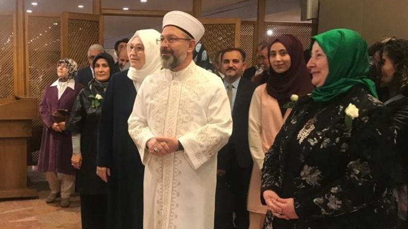 Ali Erbaş: Ailenin bel kemiğini kadın oluşturuyor